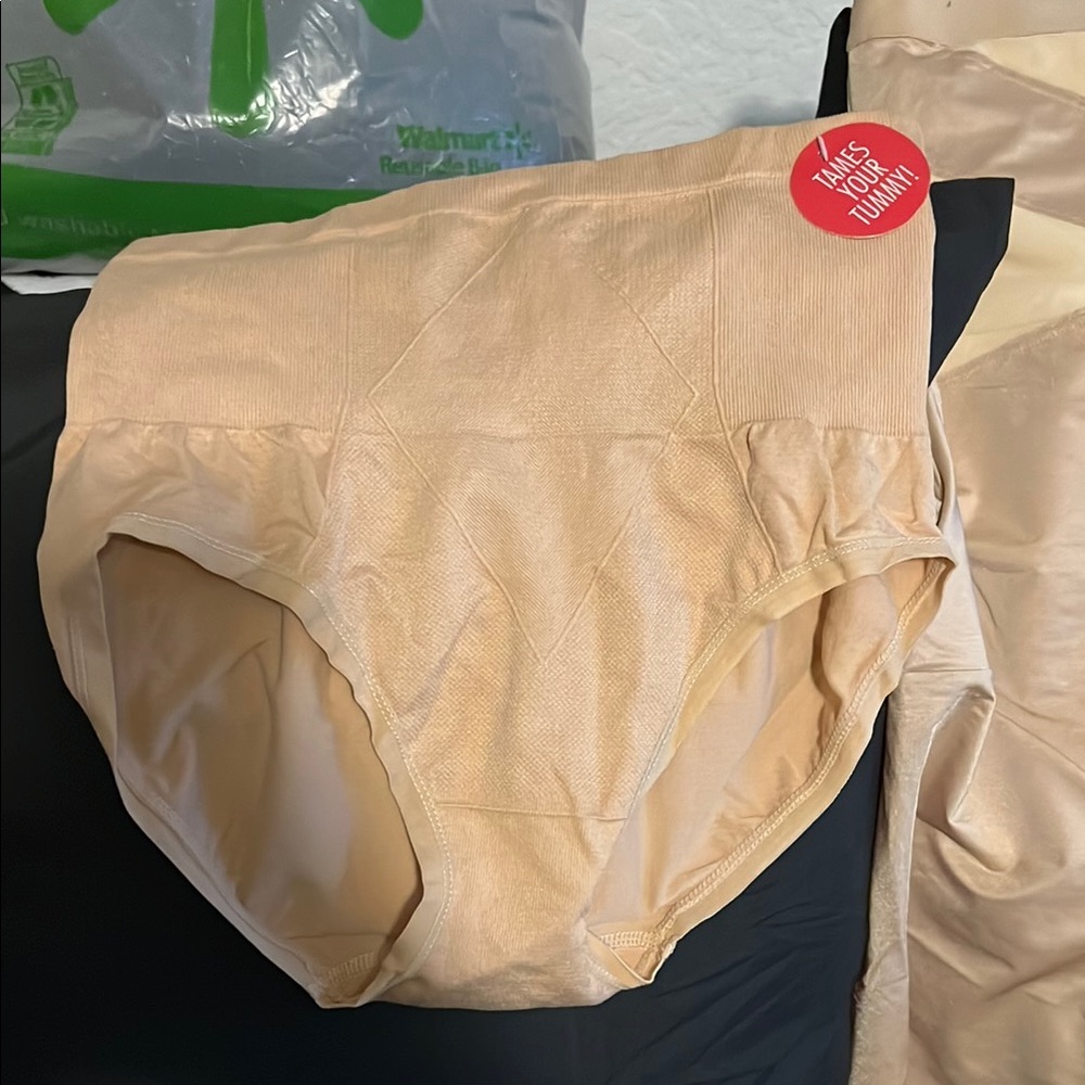 High-Waisted Shapewear Briefs in Nude